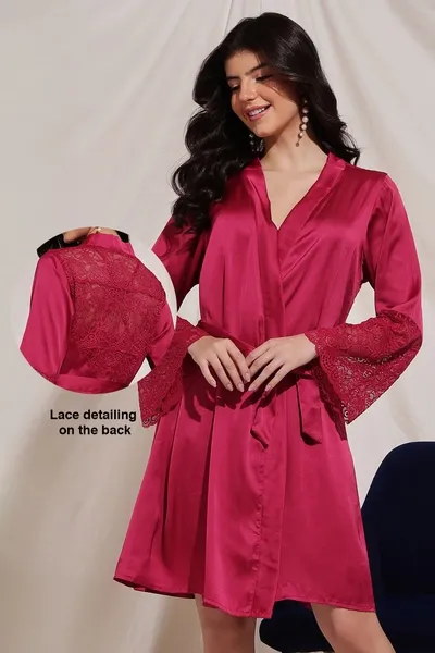 Chic Basic Robe in Lilac - Satin & Lace image 2