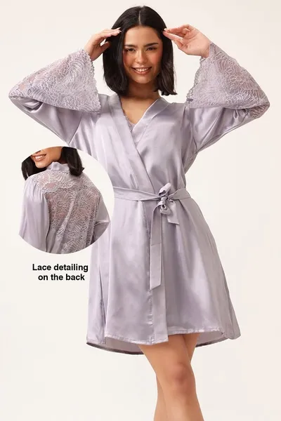 Chic Basic Robe in Lilac - Satin & Lace image 6