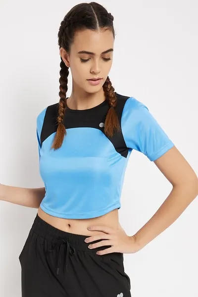 Comfort-Fit Active Cropped T-shirt in Light Blue with Yoke Panel