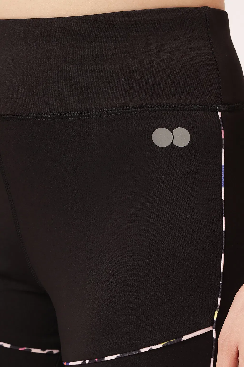 High Rise Active Tights in Black with Printed Piping