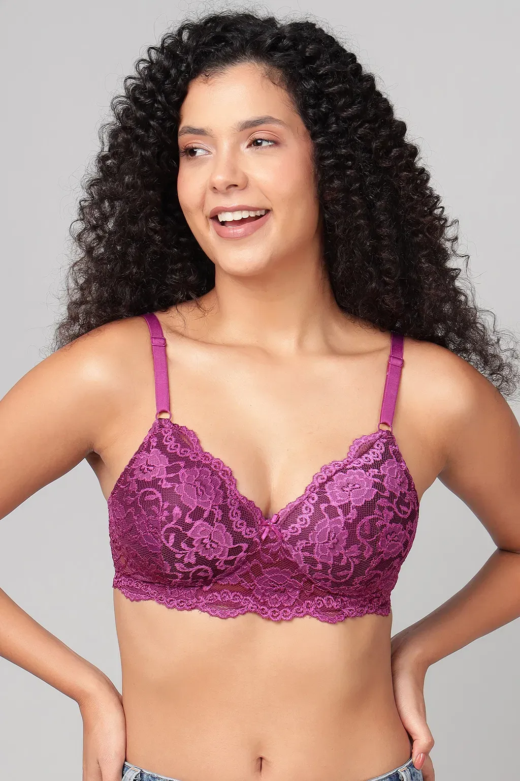 Padded Non-Wired Full Cup Bra in Wine Colour - Lace image 2