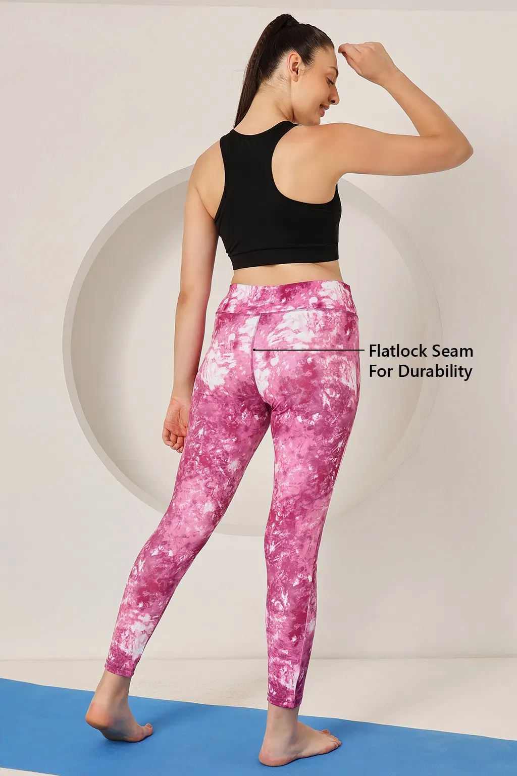 Snug Fit Ankle-Length High-Rise Active Tie-Dye Print Tights in Pink